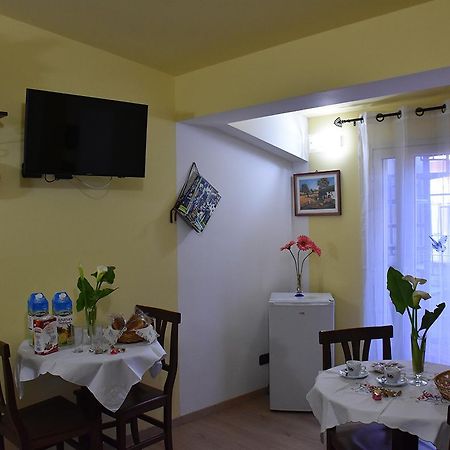 B&B La Casa Di Luigi Джардини-Наксос Экстерьер фото