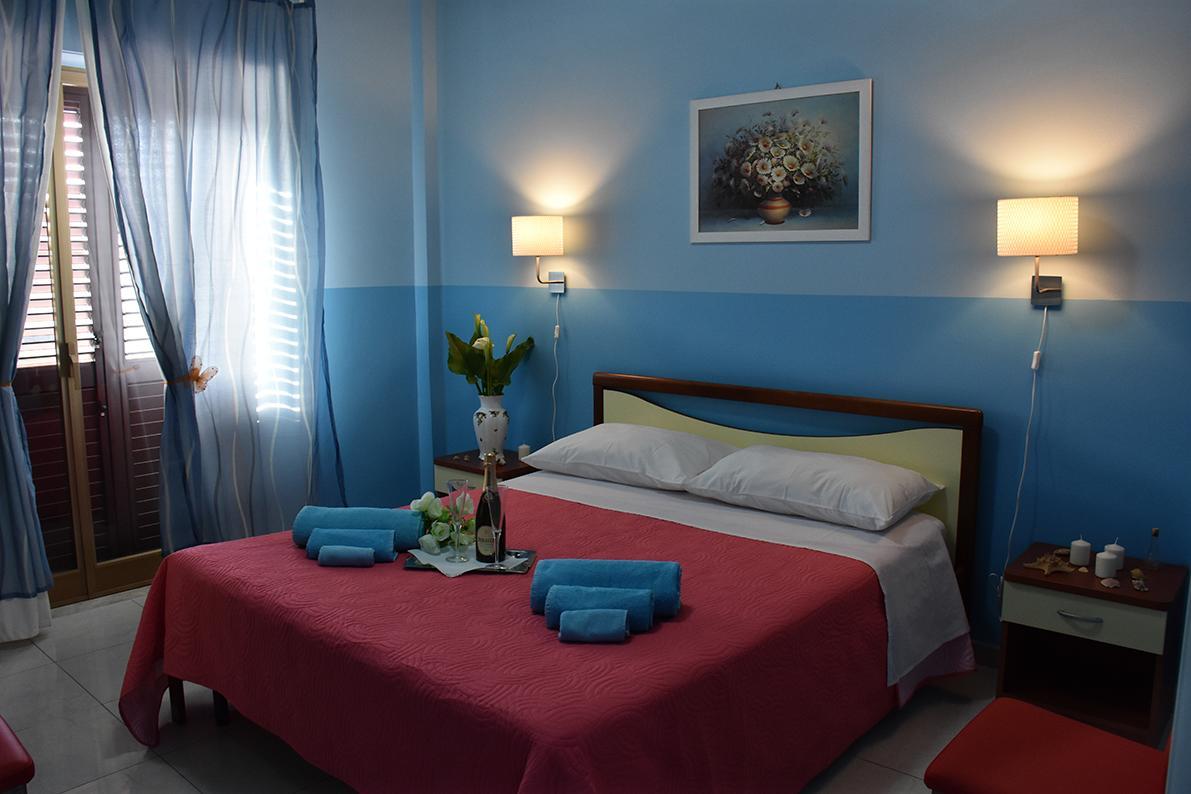B&B La Casa Di Luigi Джардини-Наксос Экстерьер фото